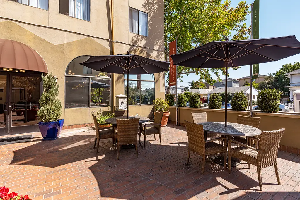 Dining area of an apartment at Healdsburg